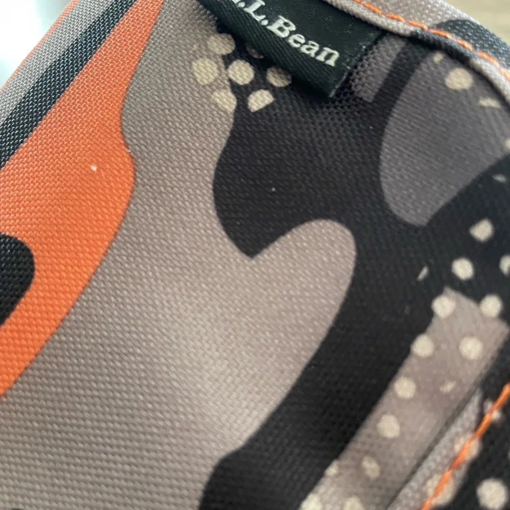 L.L. Bean Ipad Kindle E reader Tablet Padded  Camouflage Travel carry Case